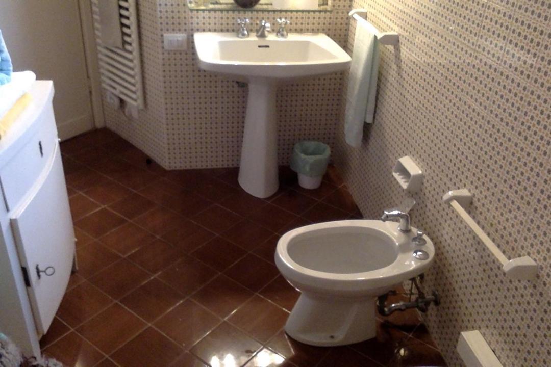 Xampilla'S Business City Mini Apartment Bassano Bassano del Grappa Exteriör bild
