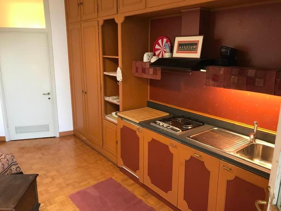 Xampilla'S Business City Mini Apartment Bassano Bassano del Grappa Exteriör bild